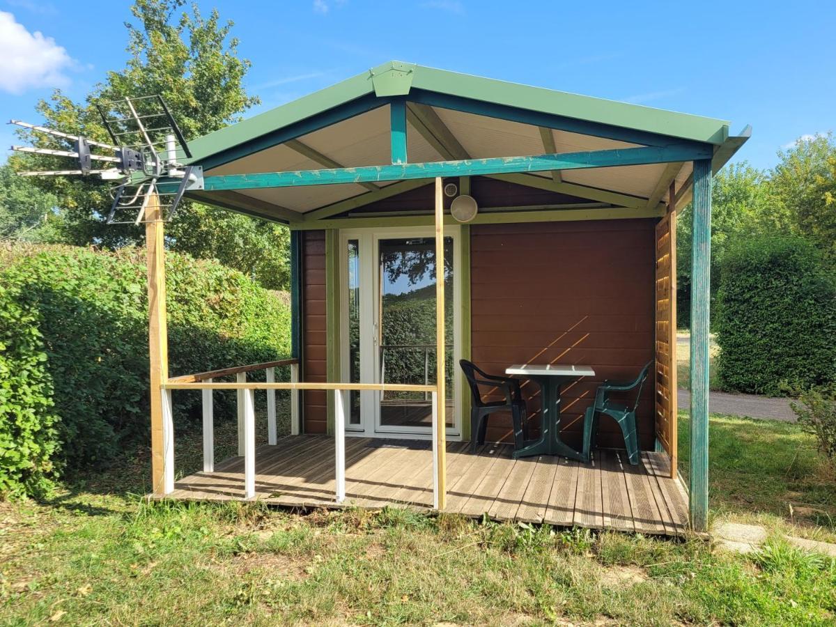 Camping Les Hirondelles ブール・サント・マリー エクステリア 写真