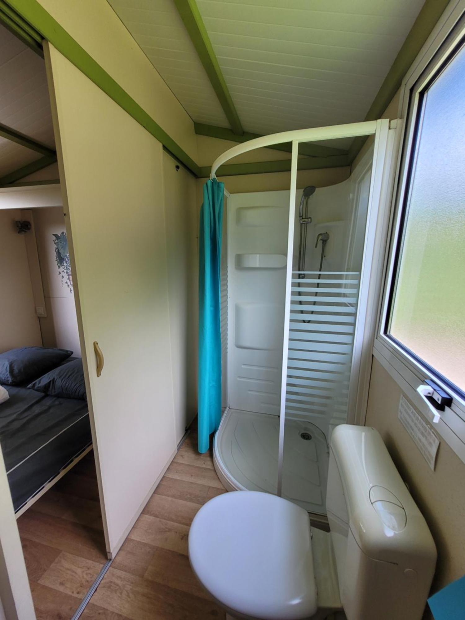 Camping Les Hirondelles ブール・サント・マリー エクステリア 写真
