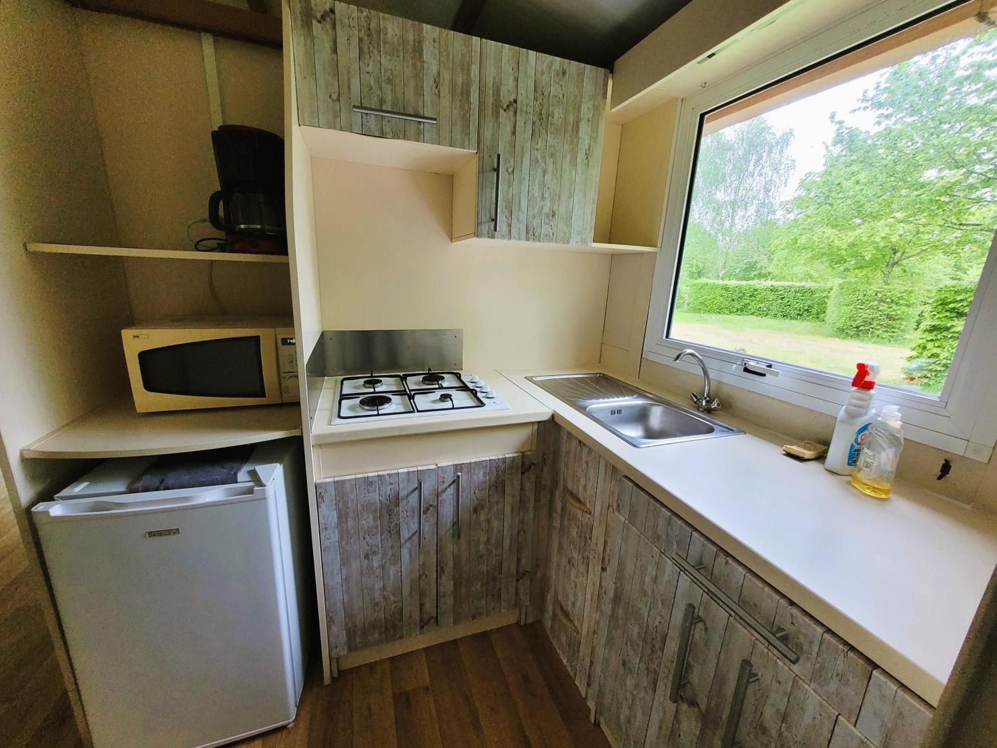 Camping Les Hirondelles ブール・サント・マリー エクステリア 写真