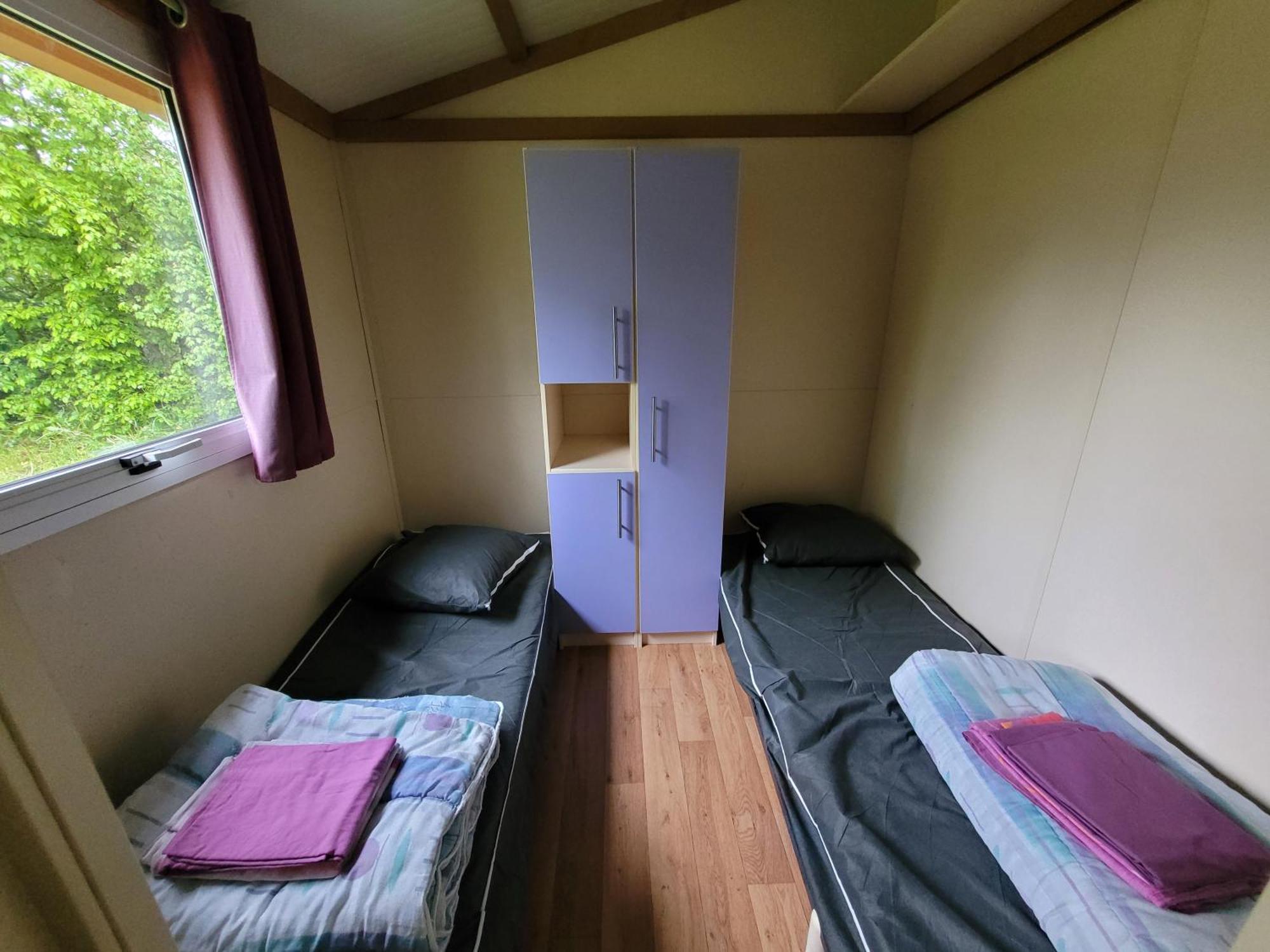 Camping Les Hirondelles ブール・サント・マリー エクステリア 写真